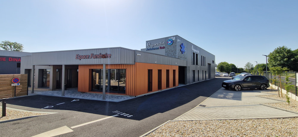 Garage et ateliers des Ambulances Du Guesclin